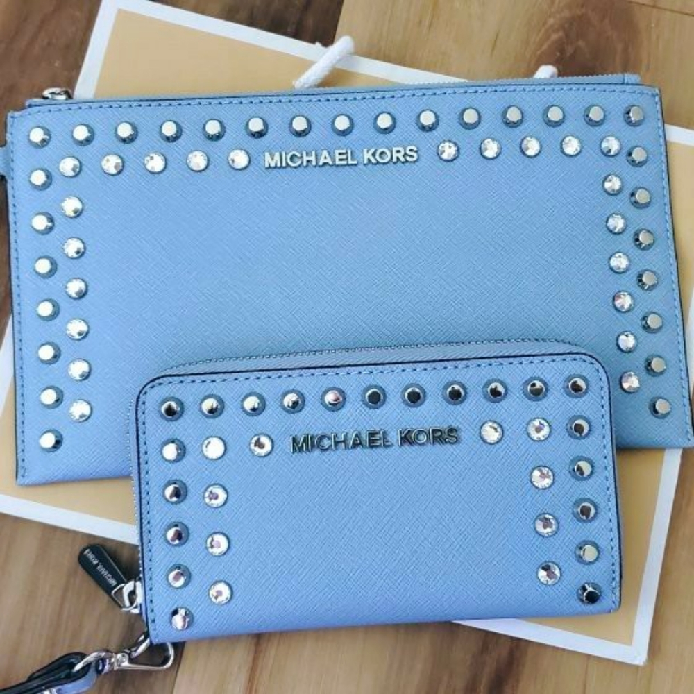 Limited edition Michael Kors wallet and wristlet